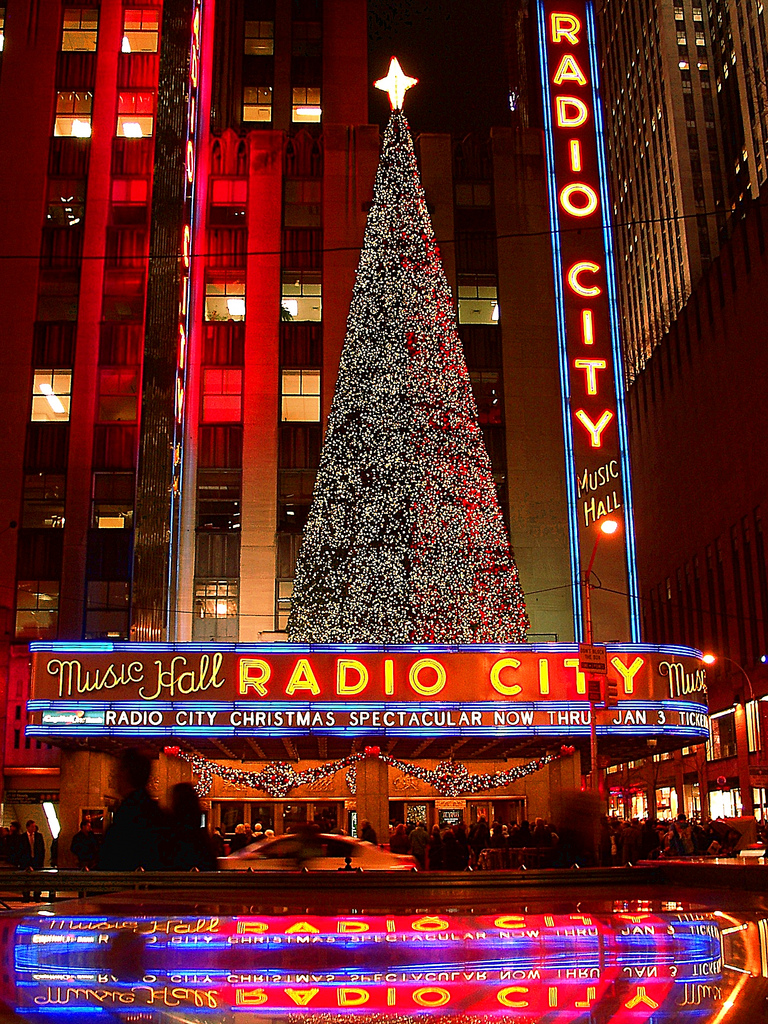 Holiday Vacation In Nyc At The Plaza Hotel Deals Things To Do