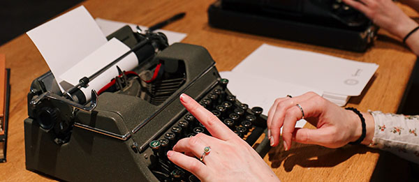 Romance Typewriter Poets